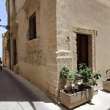 Beautiful In Siracusa With Sea View Holiday home Syracuse